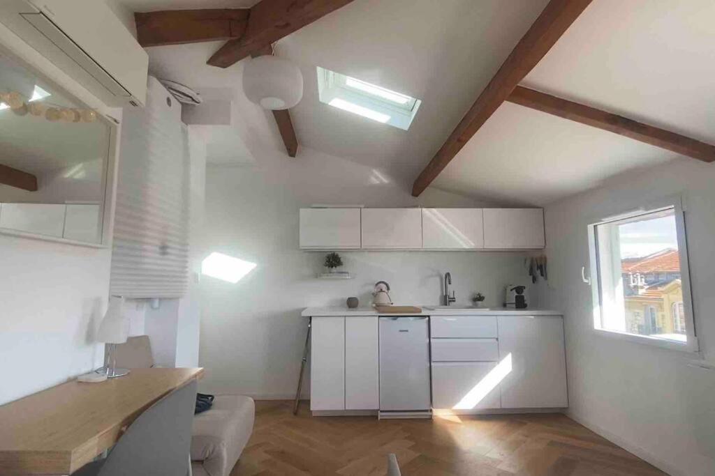 Heart Of Nice-Rooftop Seaside Studio Exterior photo